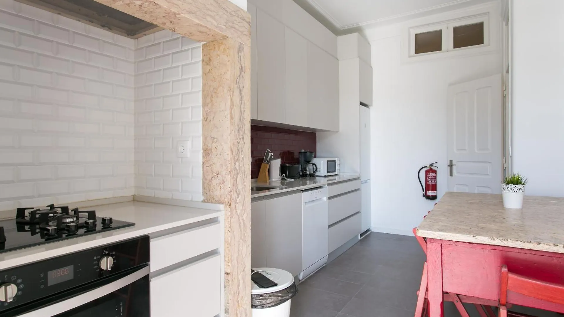 Rato By Central Hill Apartments Lisboa 0*,